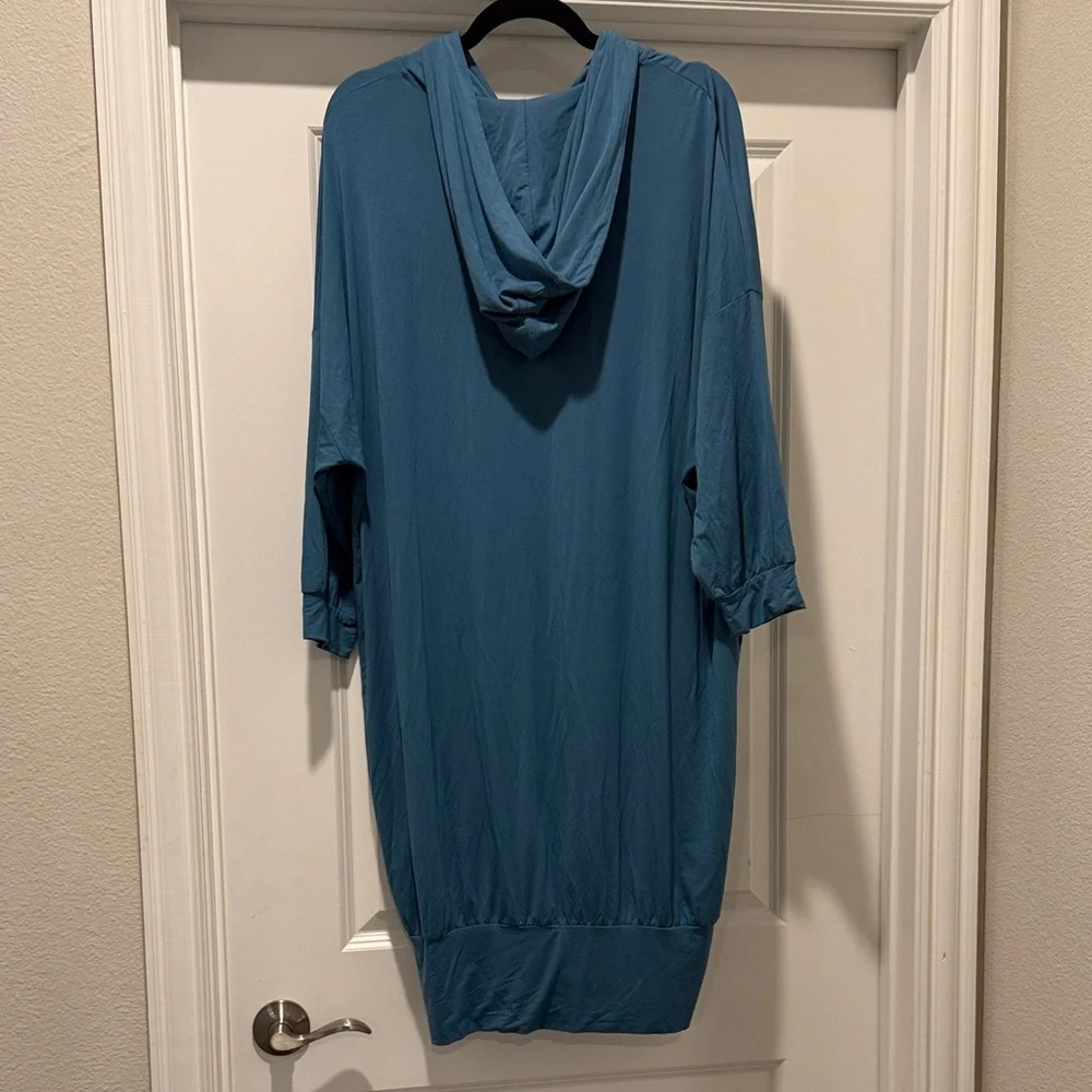 NWT Aleeza Paris Teal 39” Hooded Lounge Dress Size Large (oversized) - Picture 4 of 8